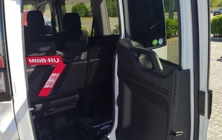 Honda Stepwgn IV, 2015 год, 1 820 000 рублей, 12 фотография