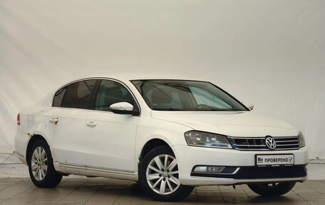 Volkswagen Passat B7, 2011 год, 589 000 рублей, 3 фотография