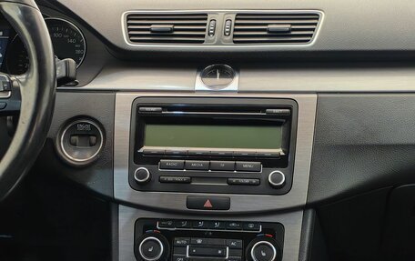 Volkswagen Passat B7, 2011 год, 589 000 рублей, 10 фотография