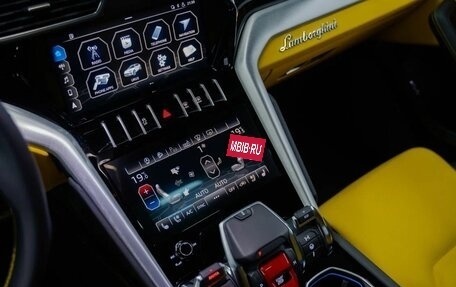 Lamborghini Urus I, 2021 год, 23 990 000 рублей, 13 фотография
