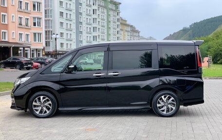 Honda Stepwgn IV, 2015 год, 1 690 000 рублей, 5 фотография