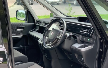 Honda Stepwgn IV, 2015 год, 1 690 000 рублей, 19 фотография