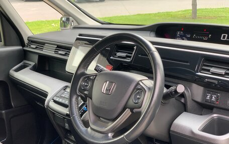 Honda Stepwgn IV, 2015 год, 1 690 000 рублей, 20 фотография