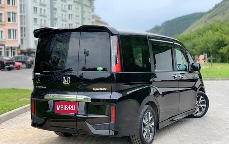 Honda Stepwgn IV, 2015 год, 1 690 000 рублей, 12 фотография
