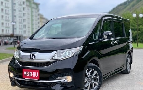Honda Stepwgn IV, 2015 год, 1 690 000 рублей, 4 фотография
