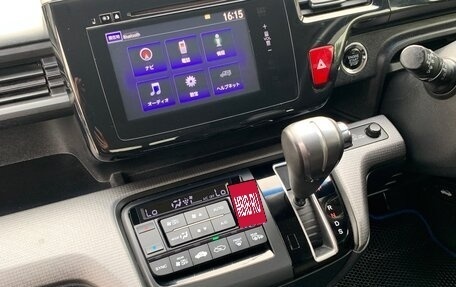 Honda Stepwgn IV, 2015 год, 1 690 000 рублей, 24 фотография