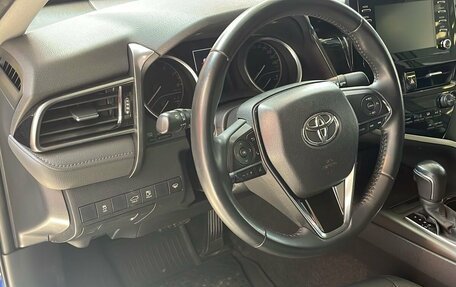 Toyota Camry, 2021 год, 2 999 900 рублей, 9 фотография