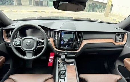 Volvo XC60 II, 2021 год, 3 400 000 рублей, 7 фотография