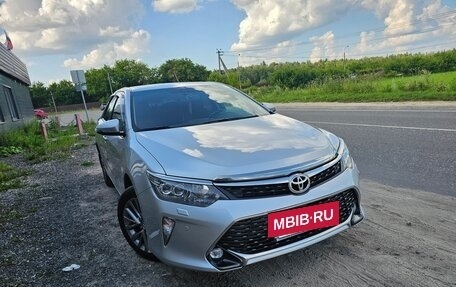 Toyota Camry, 2017 год, 2 450 000 рублей, 8 фотография
