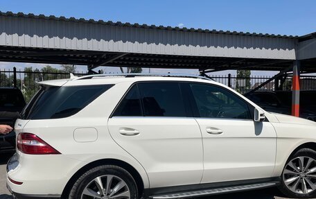Mercedes-Benz M-Класс, 2012 год, 2 700 000 рублей, 3 фотография