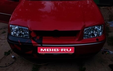 Volkswagen Bora, 2003 год, 380 000 рублей, 4 фотография