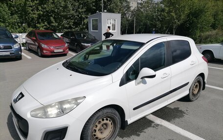 Peugeot 308 II, 2011 год, 585 000 рублей, 4 фотография