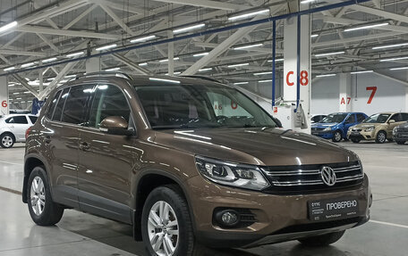 Volkswagen Tiguan I, 2015 год, 1 760 000 рублей, 3 фотография