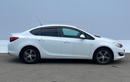 Opel Astra J, 2014 год, 585 000 рублей, 5 фотография