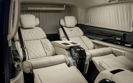 Mercedes-Benz V-Класс, 2024 год, 27 200 000 рублей, 6 фотография
