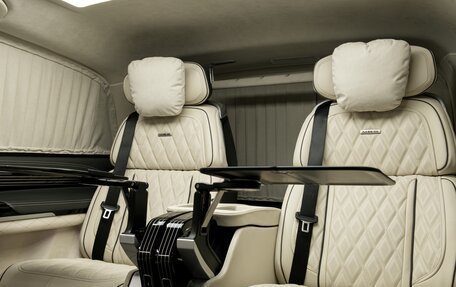 Mercedes-Benz V-Класс, 2024 год, 27 200 000 рублей, 22 фотография