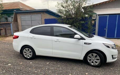 KIA Rio III рестайлинг, 2015 год, 850 000 рублей, 5 фотография
