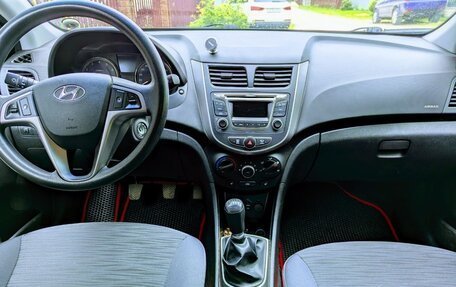 Hyundai Solaris II рестайлинг, 2016 год, 949 400 рублей, 6 фотография