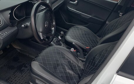 KIA Rio III рестайлинг, 2015 год, 850 000 рублей, 13 фотография