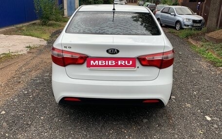 KIA Rio III рестайлинг, 2015 год, 850 000 рублей, 3 фотография