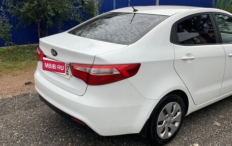 KIA Rio III рестайлинг, 2015 год, 850 000 рублей, 4 фотография