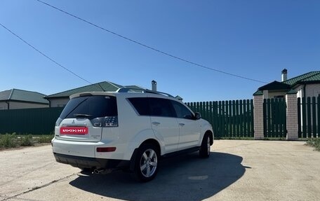 Mitsubishi Outlander III рестайлинг 3, 2008 год, 1 200 000 рублей, 4 фотография