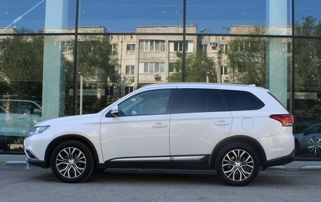 Mitsubishi Outlander III рестайлинг 3, 2018 год, 2 030 000 рублей, 8 фотография