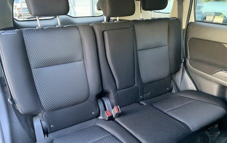 Mitsubishi Outlander III рестайлинг 3, 2018 год, 2 030 000 рублей, 10 фотография