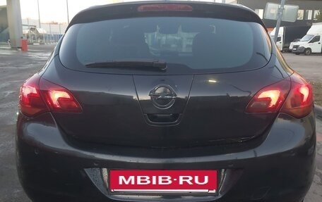 Opel Astra J, 2010 год, 500 000 рублей, 4 фотография