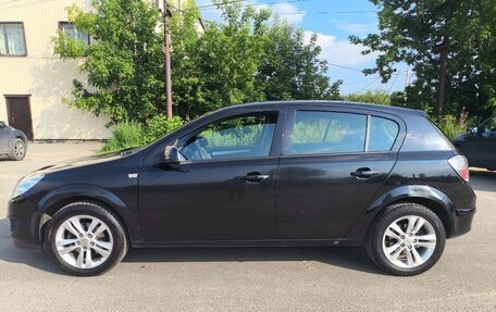 Opel Astra H, 2011 год, 600 000 рублей, 1 фотография