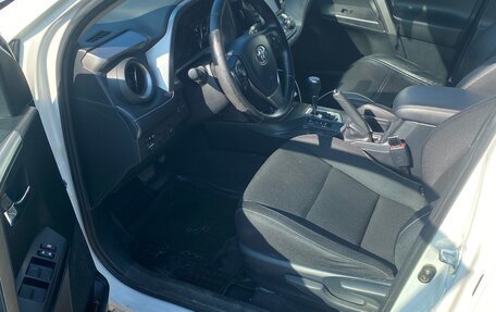 Toyota RAV4, 2017 год, 2 250 000 рублей, 7 фотография