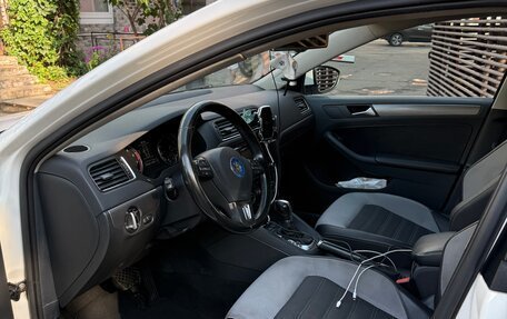 Volkswagen Jetta VI, 2013 год, 1 050 000 рублей, 12 фотография