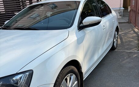 Volkswagen Jetta VI, 2013 год, 1 050 000 рублей, 5 фотография