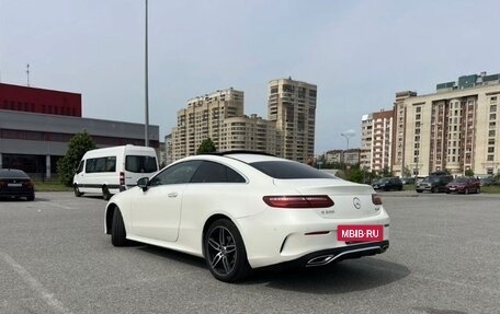 Mercedes-Benz E-Класс, 2019 год, 4 900 000 рублей, 9 фотография
