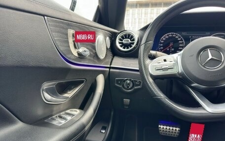 Mercedes-Benz E-Класс, 2019 год, 4 900 000 рублей, 19 фотография
