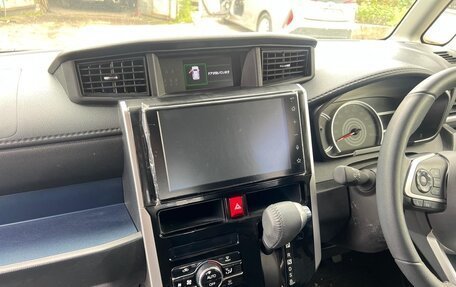 Toyota Roomy I, 2022 год, 1 400 000 рублей, 7 фотография
