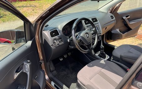 Volkswagen Polo VI (EU Market), 2016 год, 1 200 000 рублей, 11 фотография