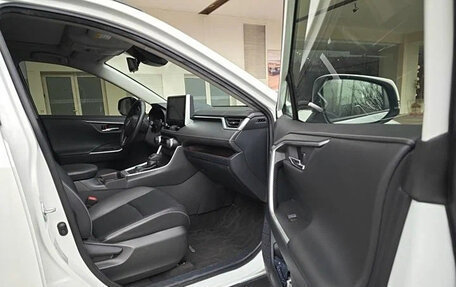 Toyota RAV4, 2022 год, 2 570 999 рублей, 9 фотография