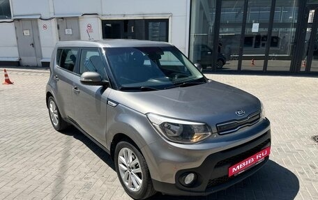 KIA Soul II рестайлинг, 2017 год, 1 499 990 рублей, 3 фотография