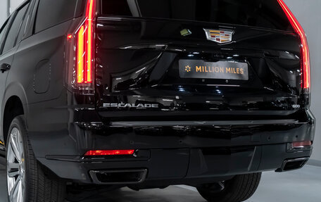 Cadillac Escalade V, 2025 год, 19 990 000 рублей, 11 фотография