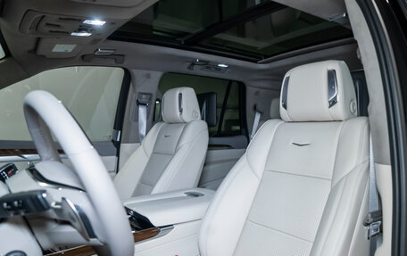 Cadillac Escalade V, 2025 год, 19 990 000 рублей, 18 фотография