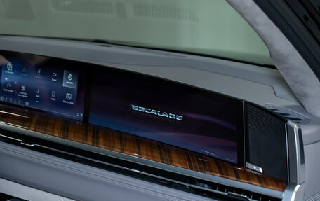 Cadillac Escalade V, 2025 год, 19 990 000 рублей, 26 фотография