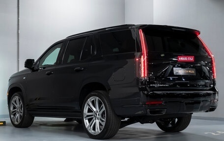 Cadillac Escalade V, 2025 год, 19 990 000 рублей, 12 фотография
