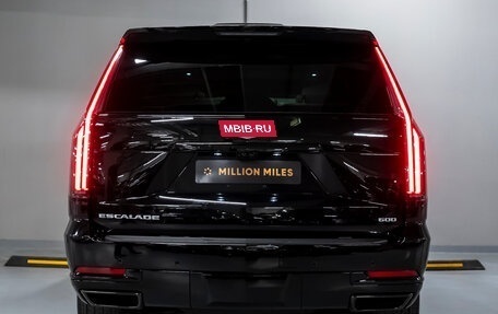 Cadillac Escalade V, 2025 год, 19 990 000 рублей, 9 фотография