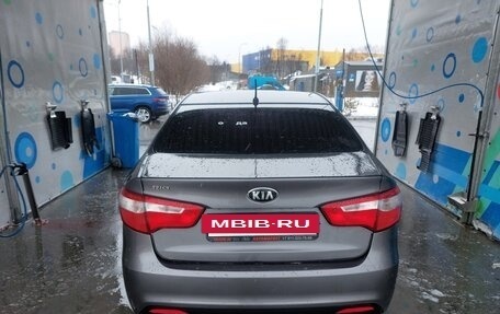 KIA Rio III рестайлинг, 2014 год, 700 000 рублей, 2 фотография
