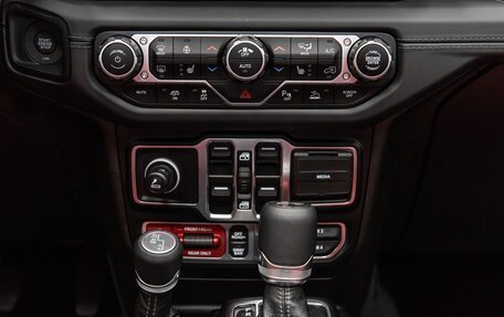 Jeep Wrangler, 2024 год, 16 190 000 рублей, 30 фотография