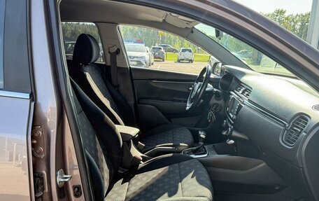 KIA Rio IV, 2018 год, 1 595 000 рублей, 16 фотография