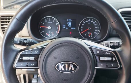 KIA Sportage IV рестайлинг, 2021 год, 2 950 000 рублей, 21 фотография
