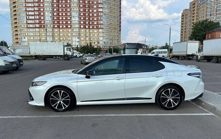 Toyota Camry, 2020 год, 2 400 000 рублей, 2 фотография