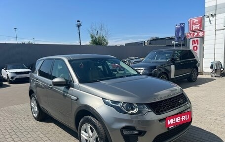 Land Rover Discovery Sport I рестайлинг, 2018 год, 2 550 000 рублей, 2 фотография